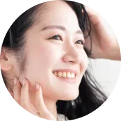 自信のある笑顔に